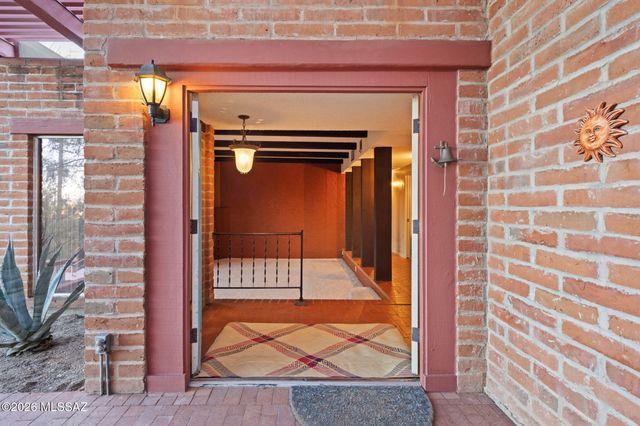 3930 N Old Sabino Canyon Road, Tucson, AZ 85750