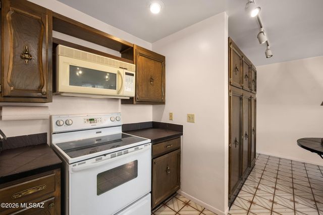 3930 N Old Sabino Canyon Road, Tucson, AZ 85750