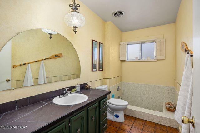 3930 N Old Sabino Canyon Road, Tucson, AZ 85750