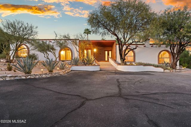 3930 N Old Sabino Canyon Road, Tucson, AZ 85750