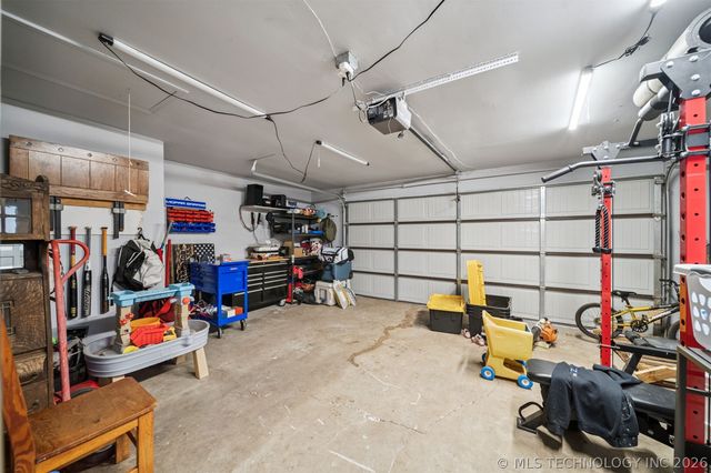 24465 S Orange Cove, Claremore, OK 74019