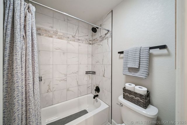 24465 S Orange Cove, Claremore, OK 74019