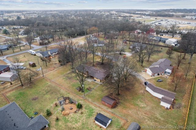 24465 S Orange Cove, Claremore, OK 74019