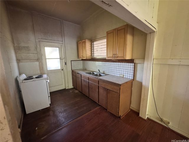 115 Cypress Avenue, Wahiawa, HI 96786