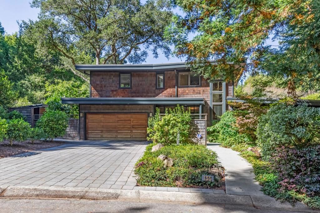 135 Wyndham Drive, Portola Valley, CA 94028