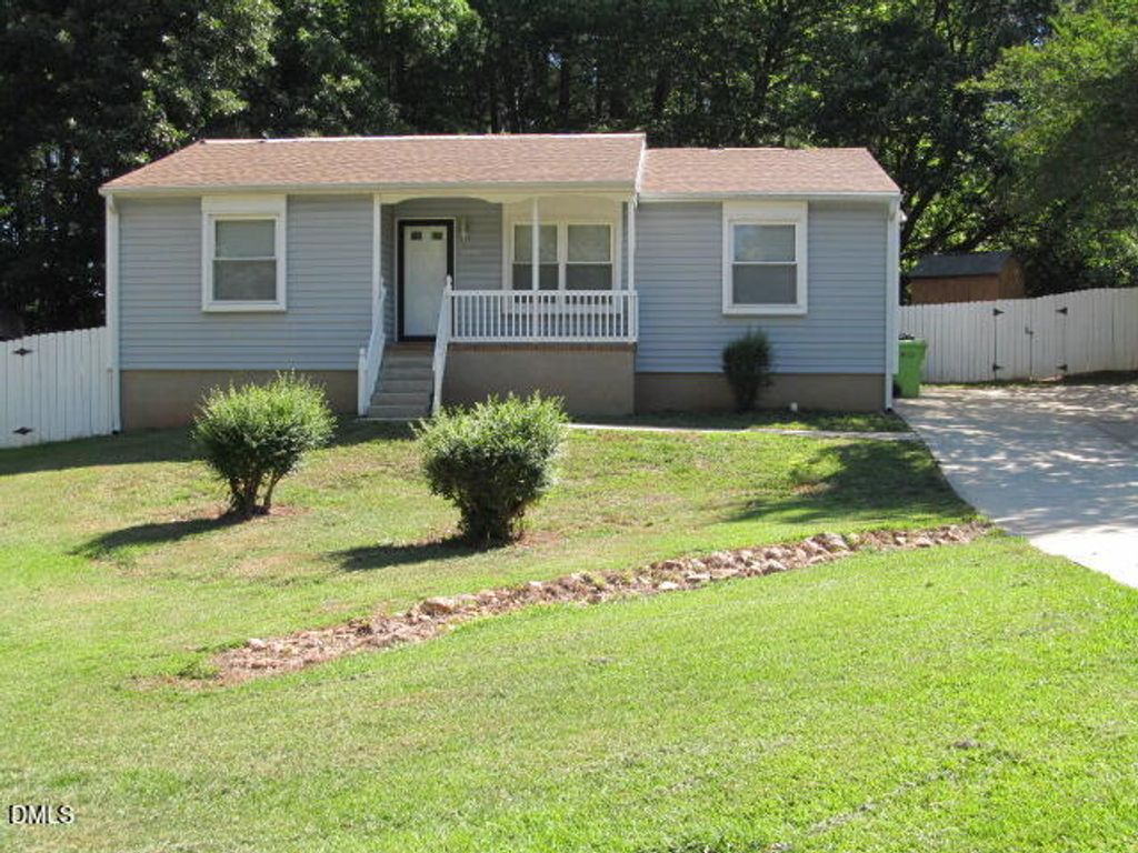 2600 Courier Court, Raleigh, NC 27603