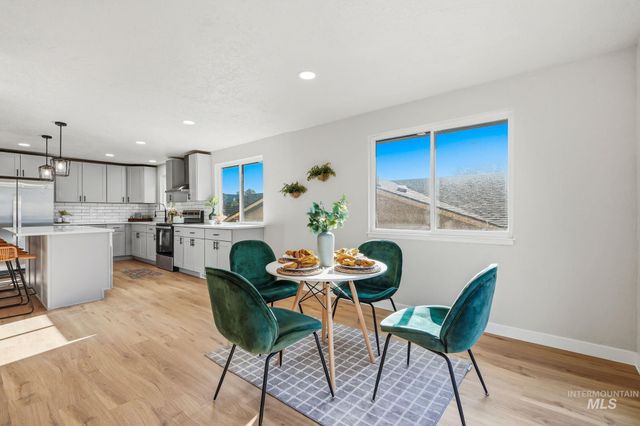 1990 W Panama St, Boise, ID 83705