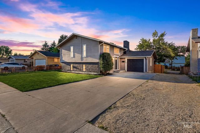 1990 W Panama St, Boise, ID 83705