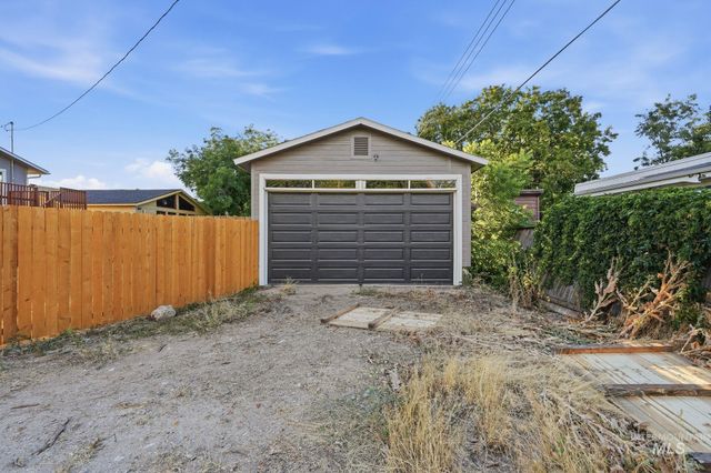 1990 W Panama St, Boise, ID 83705
