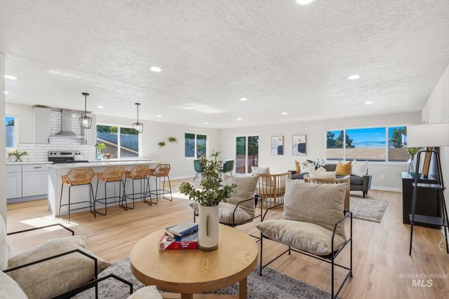 1990 W Panama St, Boise, ID 83705