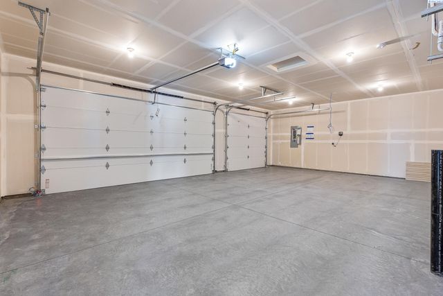 8801 Dusty Maiden, Pasco, WA 99301
