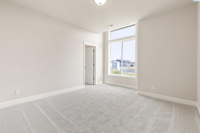 8801 Dusty Maiden, Pasco, WA 99301