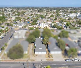 11952 Santa Fe Ave, Lynwood, CA 90262