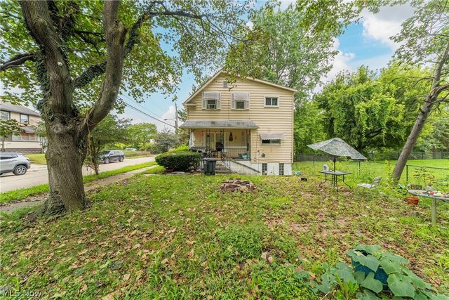 1223 Delos Street, Akron, OH 44306