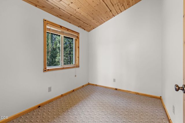 15150 Yellow Pine Loop, Bend, OR 97707