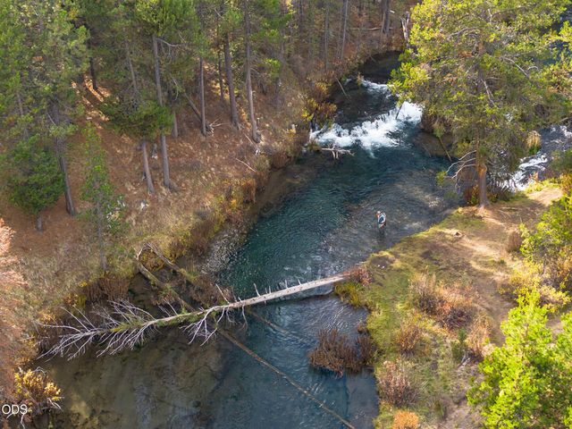 15150 Yellow Pine Loop, Bend, OR 97707
