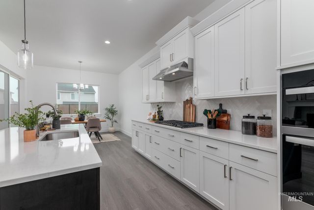 7071 W Alveo Dr, Eagle, ID 83616
