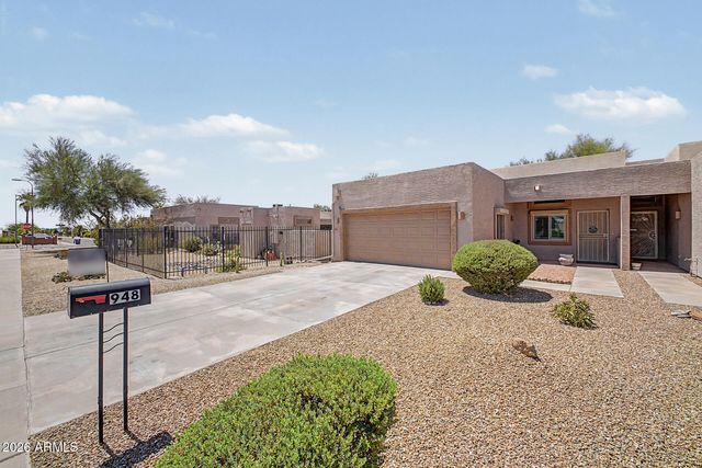948 S LAWTHER Drive, Apache Junction, AZ 85120