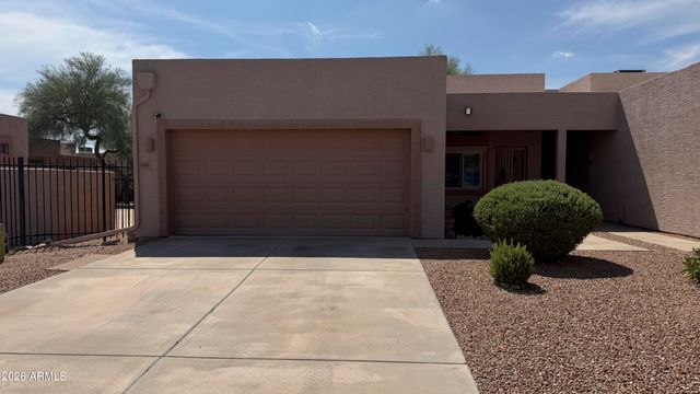 948 S LAWTHER Drive, Apache Junction, AZ 85120