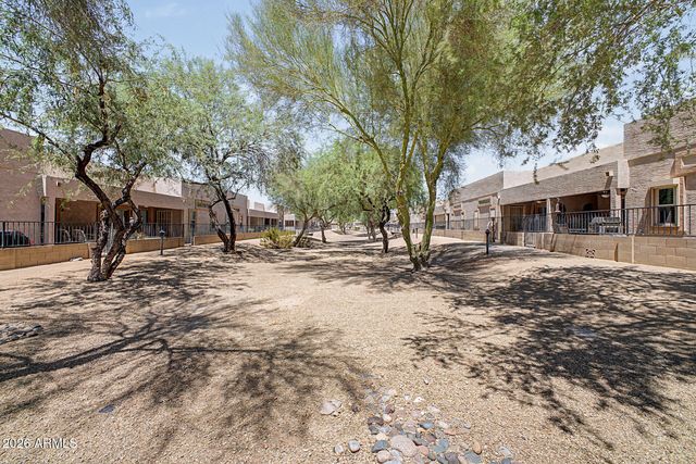 948 S LAWTHER Drive, Apache Junction, AZ 85120