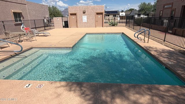 948 S LAWTHER Drive, Apache Junction, AZ 85120