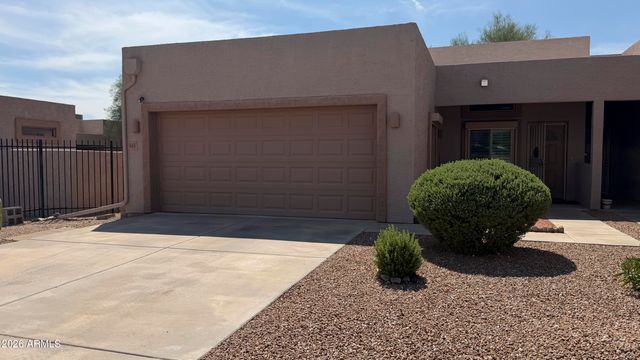 948 S LAWTHER Drive, Apache Junction, AZ 85120