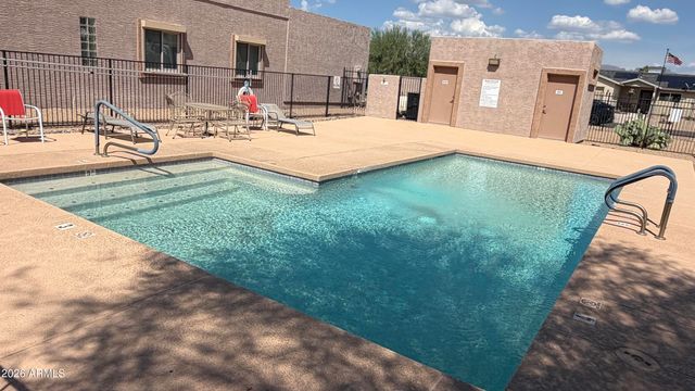 948 S LAWTHER Drive, Apache Junction, AZ 85120