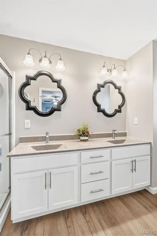 1064 Dyess Way, St Charles, MO 63301