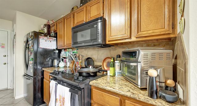 16158 Seahorse Drive, Houston, TX 77062