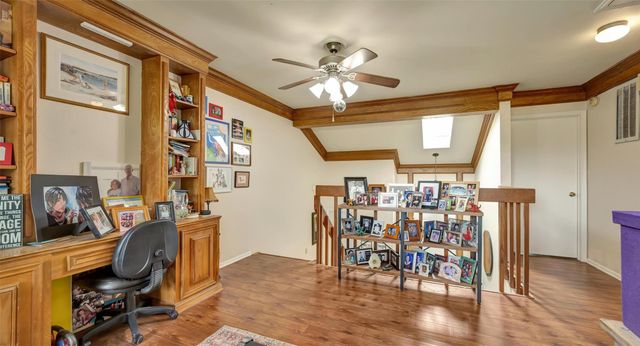 16158 Seahorse Drive, Houston, TX 77062