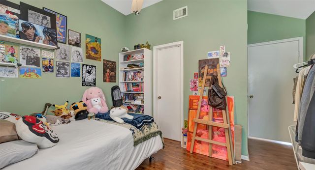 16158 Seahorse Drive, Houston, TX 77062