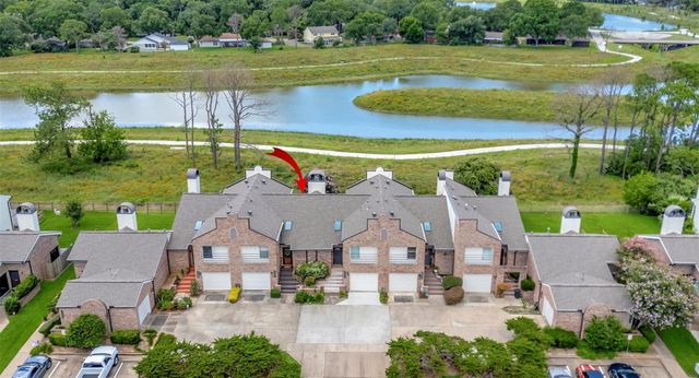16158 Seahorse Drive, Houston, TX 77062