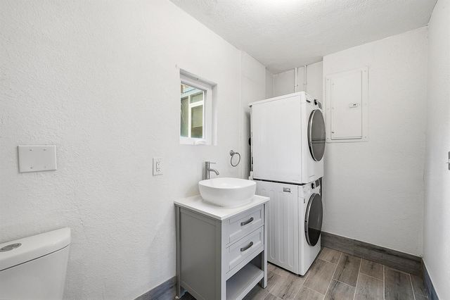 1777 NE 17th Street, Fort Lauderdale, FL 33305