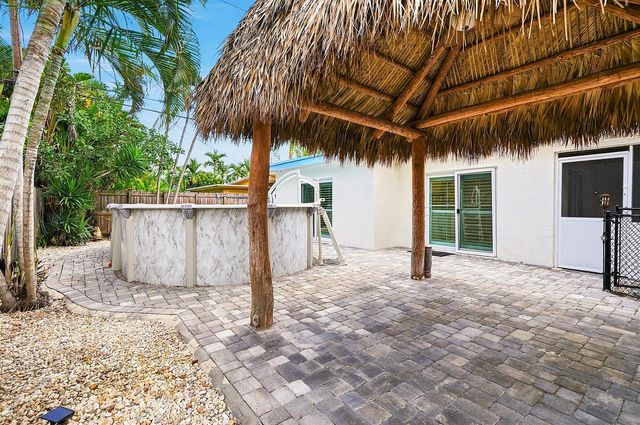 1777 NE 17th Street, Fort Lauderdale, FL 33305
