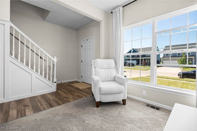 37390 Amber Way, North Ridgeville, OH 44039