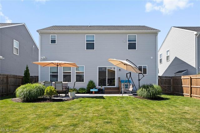 37390 Amber Way, North Ridgeville, OH 44039