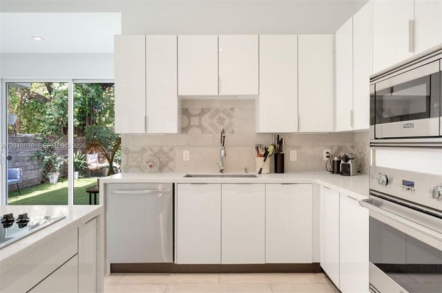 2908 Virginia St 2908, Miami, FL 33133