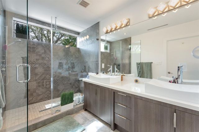 2908 Virginia St 2908, Miami, FL 33133