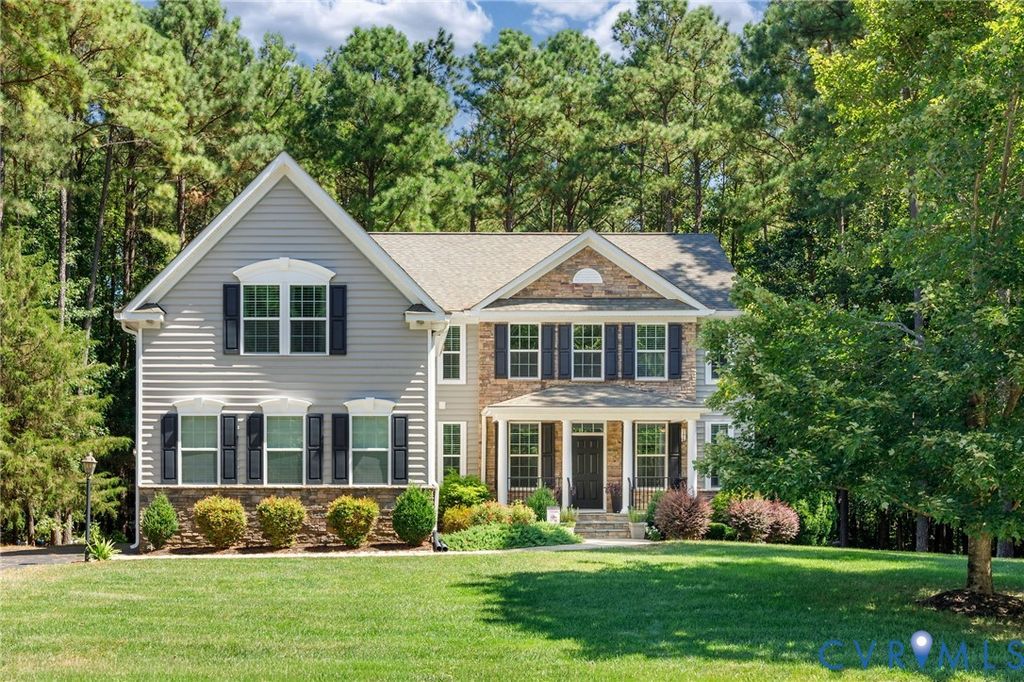 10032 Meadow Pond Dr, Mechanicsville, VA 23116