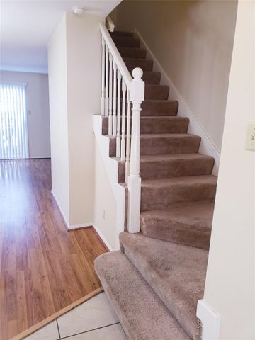 14333 Memorial Drive 99, Houston, TX 77079