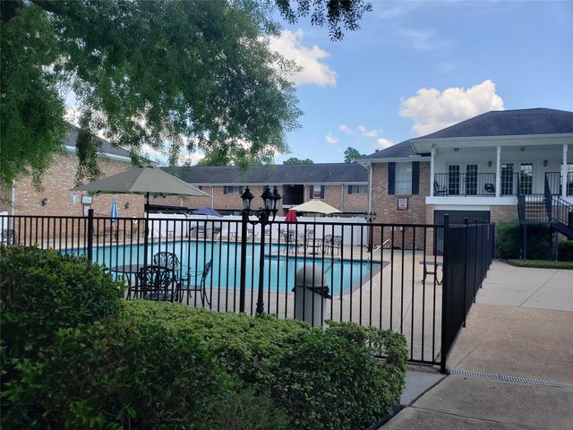 14333 Memorial Drive 99, Houston, TX 77079
