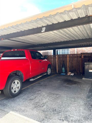 14333 Memorial Drive 99, Houston, TX 77079