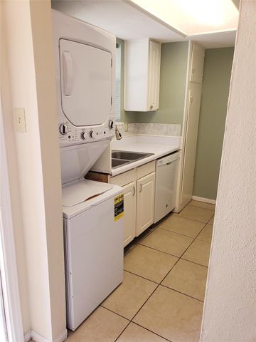 14333 Memorial Drive 99, Houston, TX 77079
