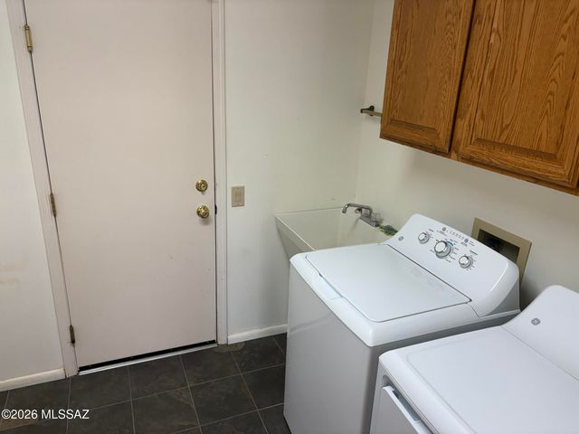 1437 E Bright Angel Drive, Oro Valley, AZ 85755