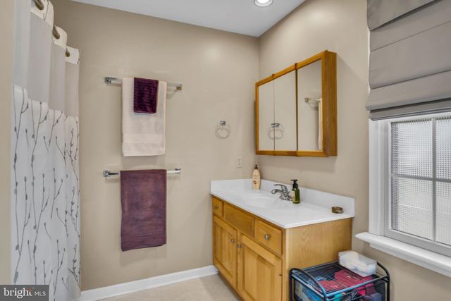 2194 GLEIM COURT, Enola, PA 17025