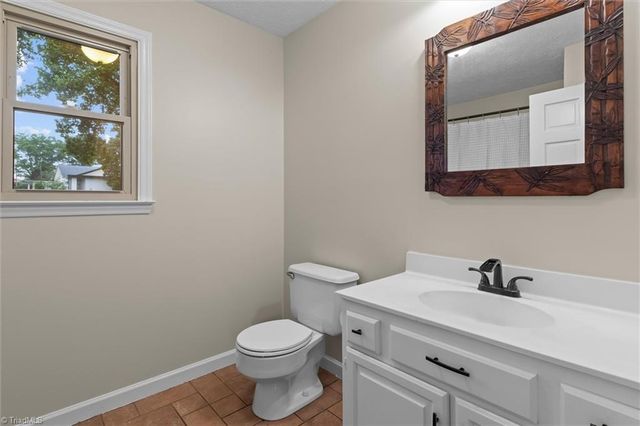 1912 Inman Circle, Mount Airy, NC 27030