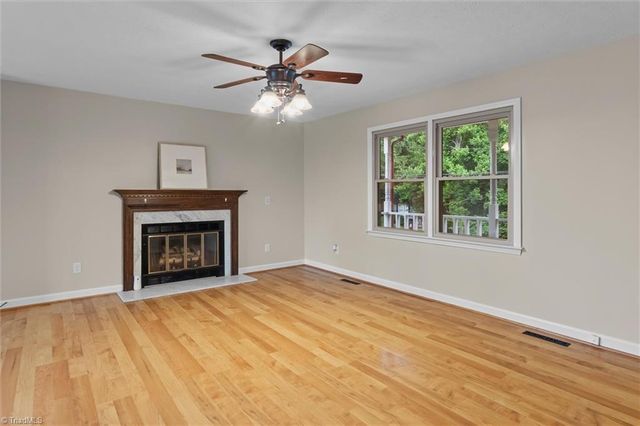 1912 Inman Circle, Mount Airy, NC 27030