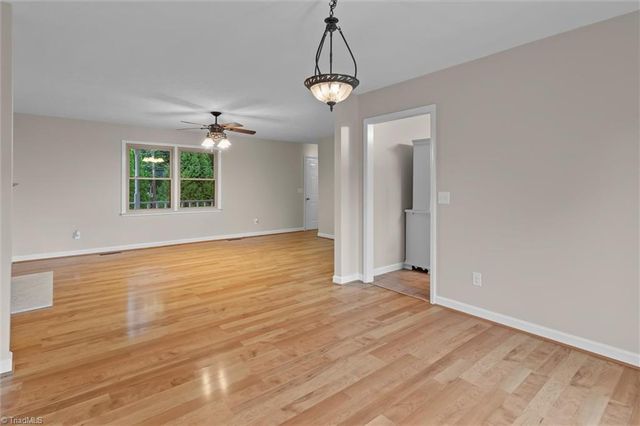 1912 Inman Circle, Mount Airy, NC 27030