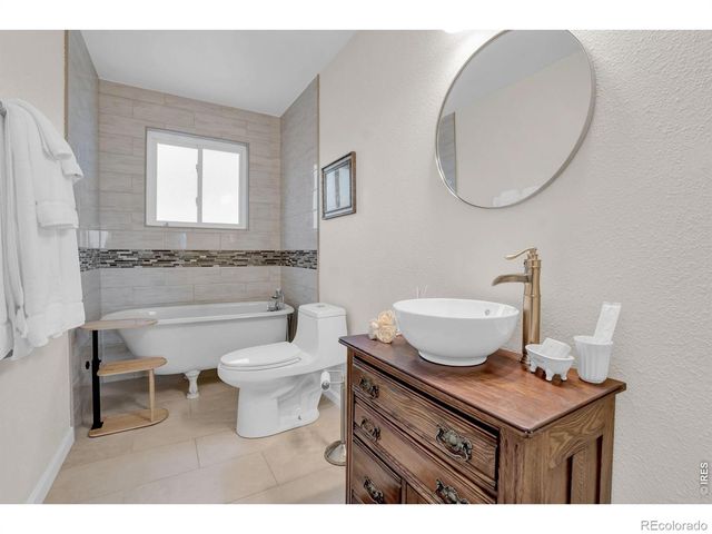 1605 Sunnyside Drive, Loveland, CO 80538
