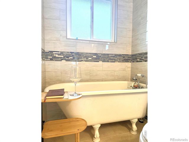 1605 Sunnyside Drive, Loveland, CO 80538